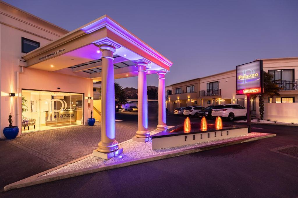 Palazzo Motor Lodge Nelson Exterior photo Entrance of the hotel