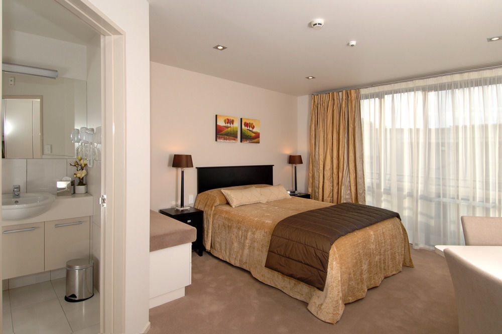 Palazzo Motor Lodge Nelson Exterior photo A bedroom